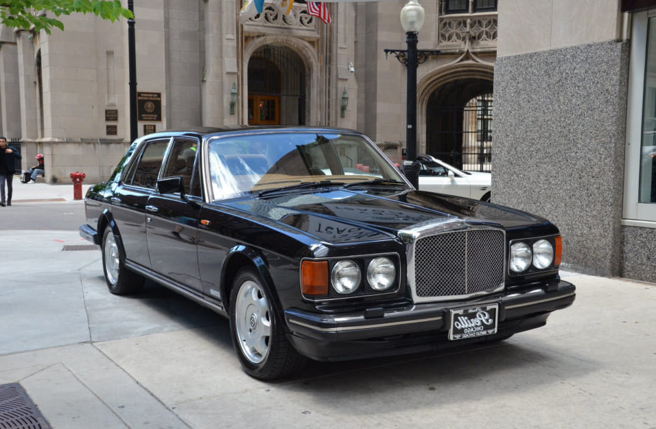 Замена аккумулятора Bentley Eight