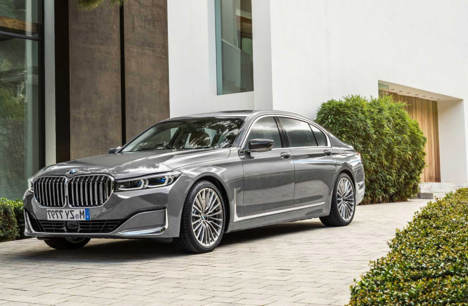 Замена аккумулятора BMW 7