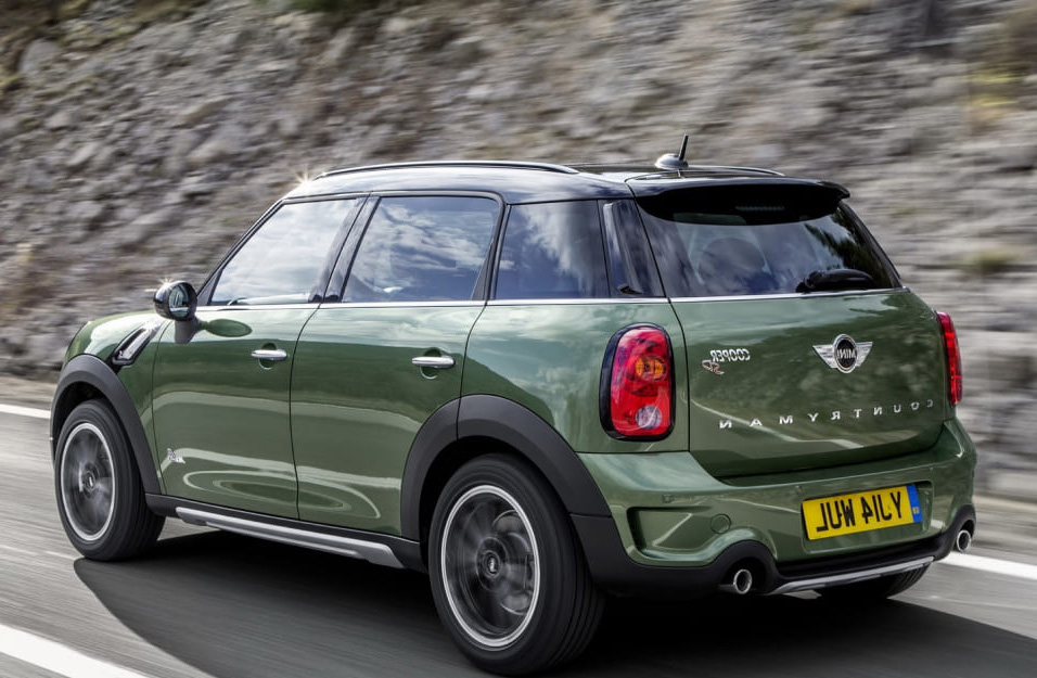 Замена аккумулятора MINI Countryman