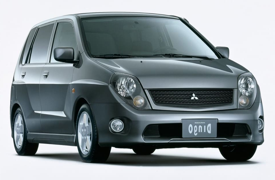 Замена аккумулятора Mitsubishi Dingo